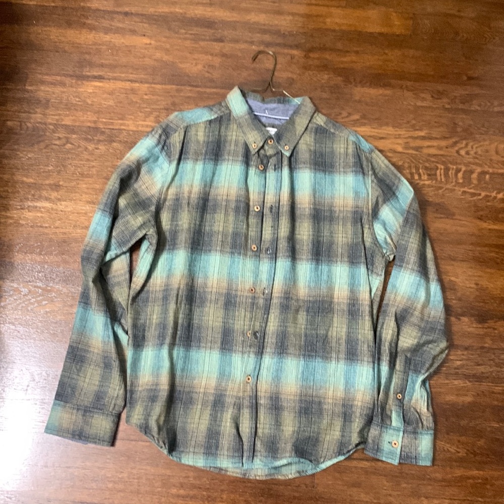 Eighth Avenue Button Up - XL